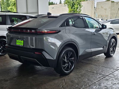 2026 Toyota C-HR SE