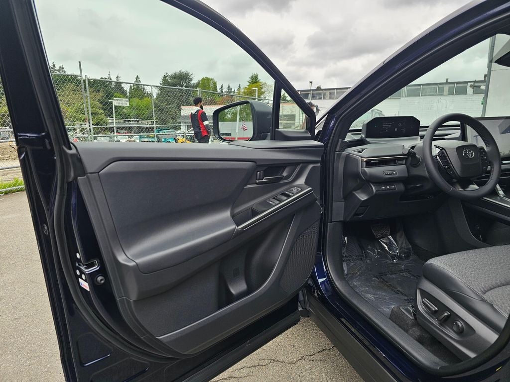 2026 Toyota bZ XLE Plus