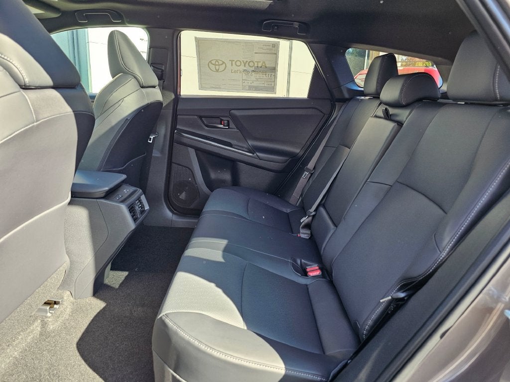 2027 Toyota bZ Woodland bZ Woodland Premium