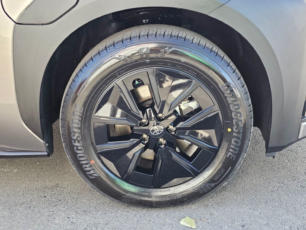 2027 Toyota bZ Woodland bZ Woodland Premium