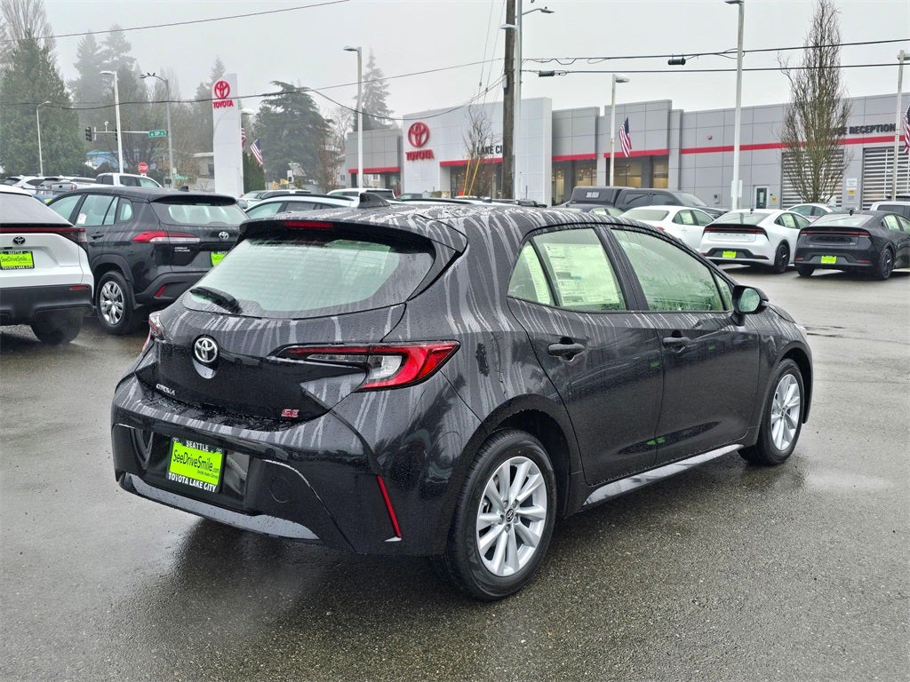 2026 Toyota Corolla Hatchback SE