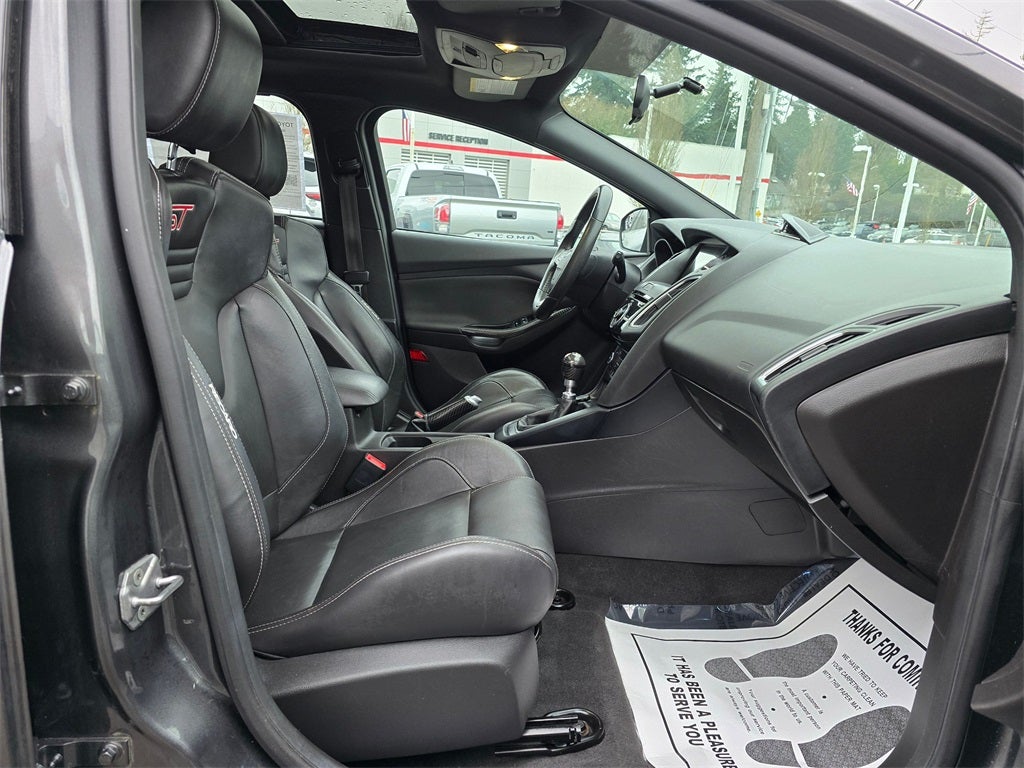 2017 Ford Focus ST ST2- 6-SPEED MANUAL TRANSMISSION