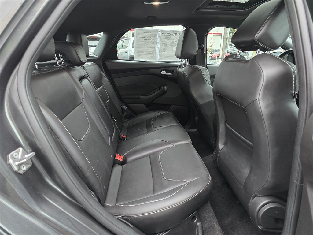 2017 Ford Focus ST ST2- 6-SPEED MANUAL TRANSMISSION