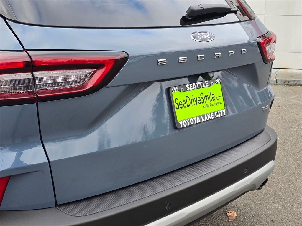 2024 Ford Escape Plug-In Hybrid Base