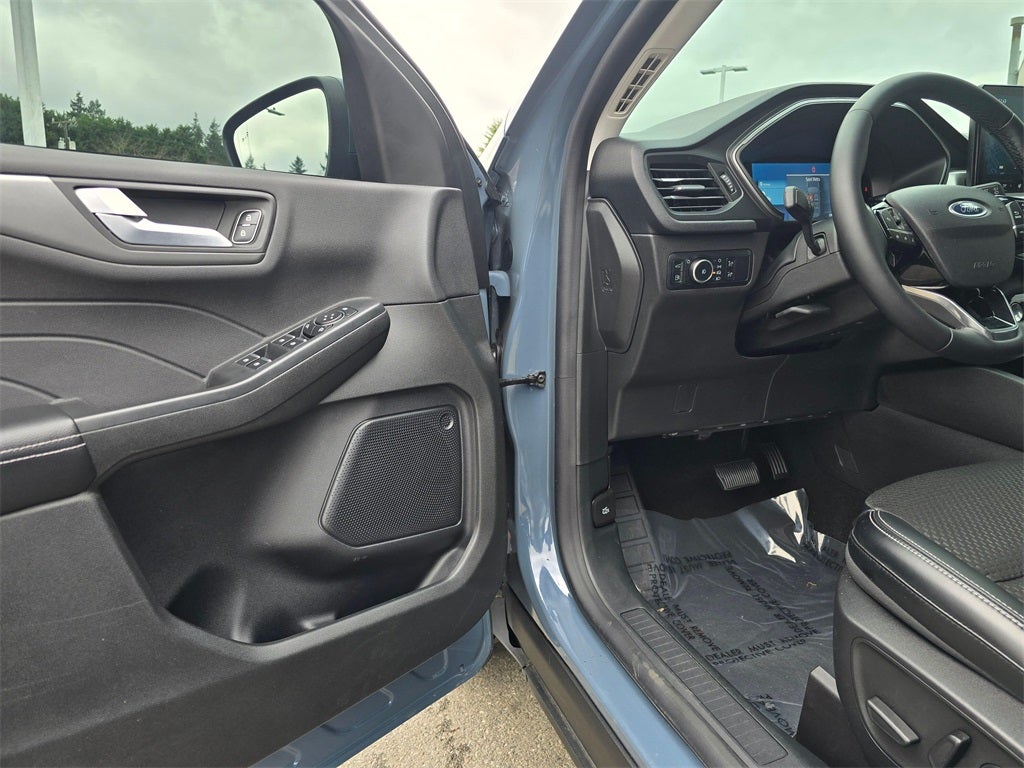 2024 Ford Escape Plug-In Hybrid Base