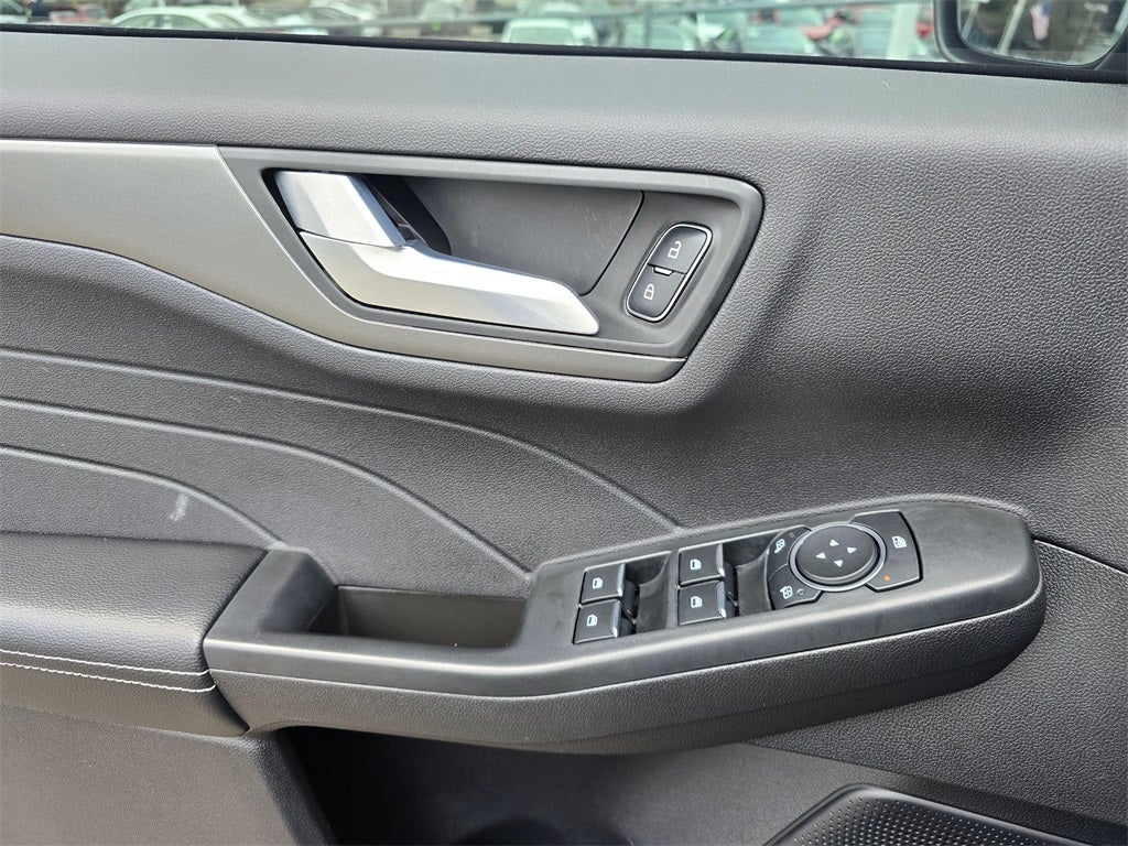 2024 Ford Escape Plug-In Hybrid Base