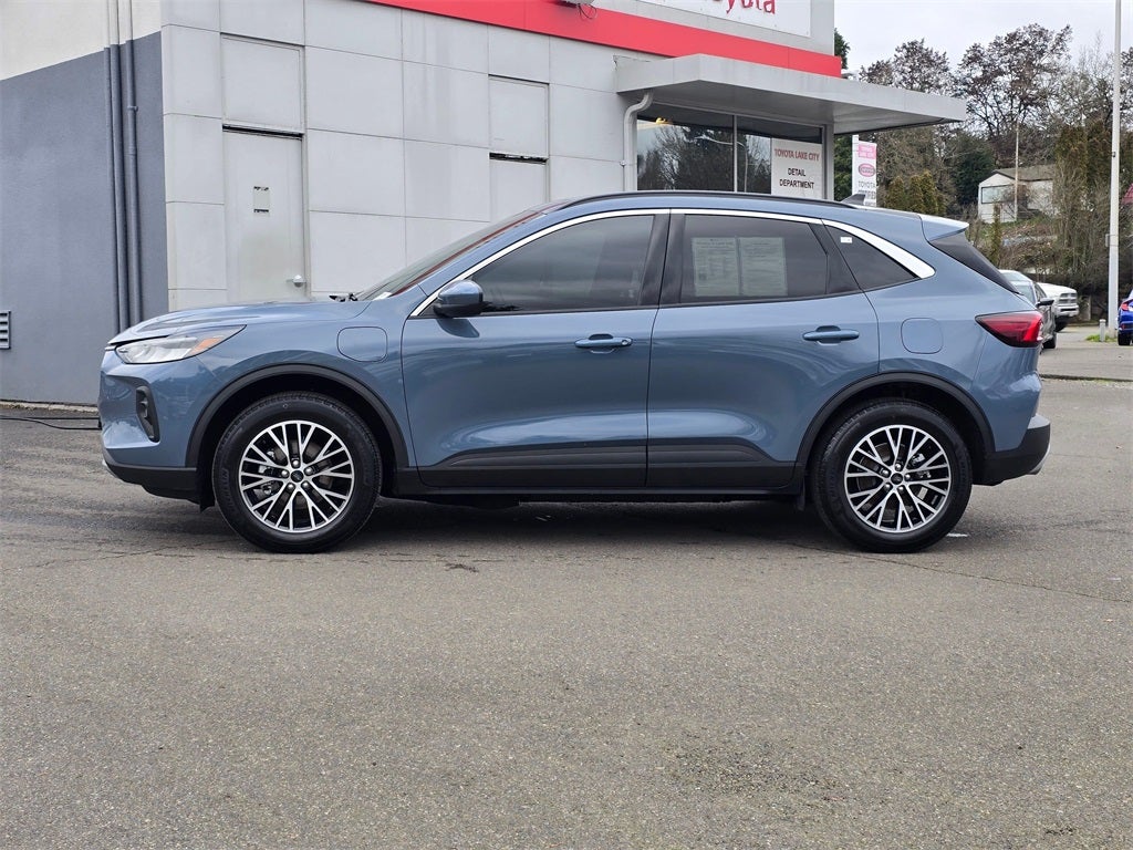 2024 Ford Escape Plug-In Hybrid Base