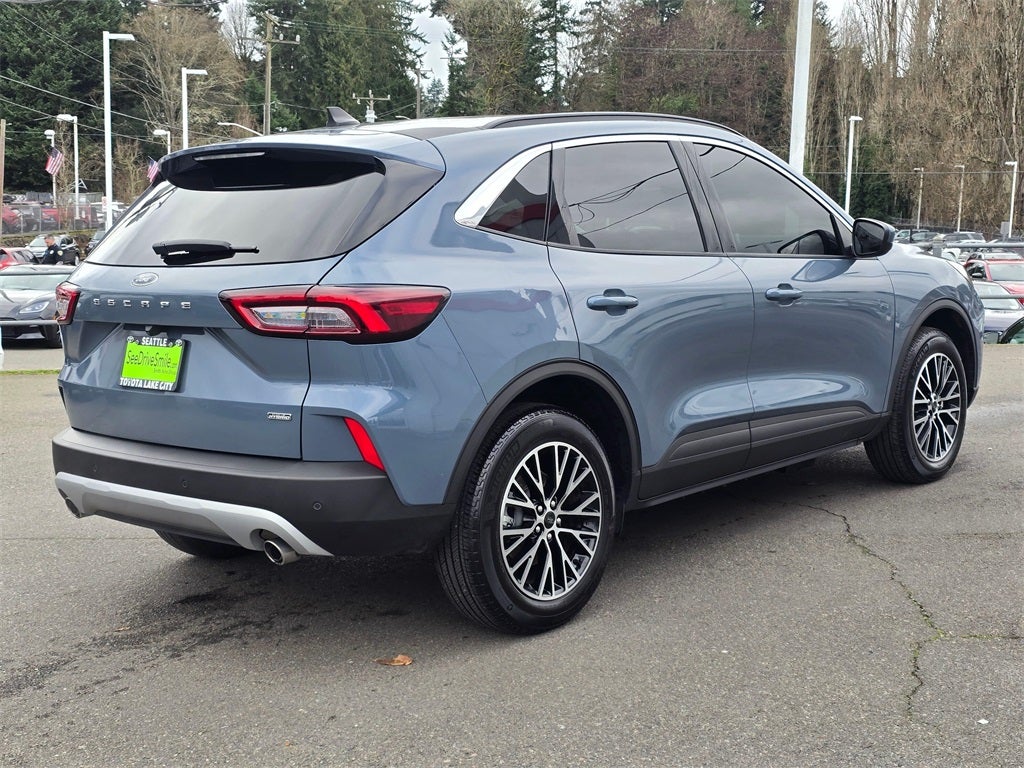 2024 Ford Escape Plug-In Hybrid Base