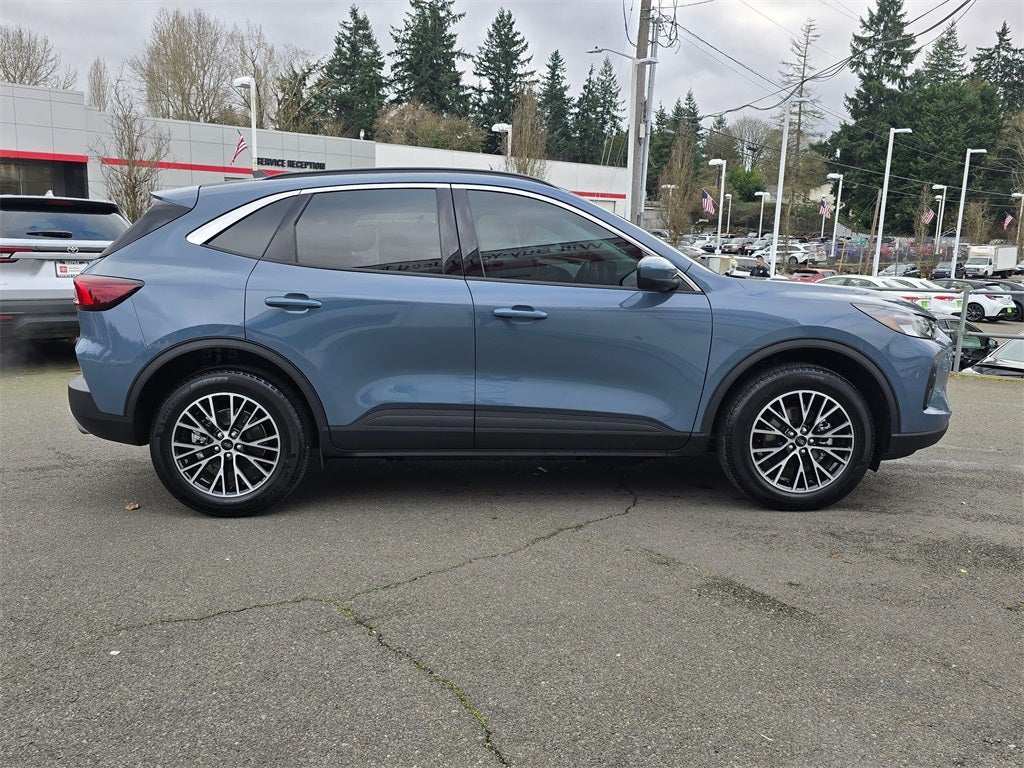 2024 Ford Escape Plug-In Hybrid Base