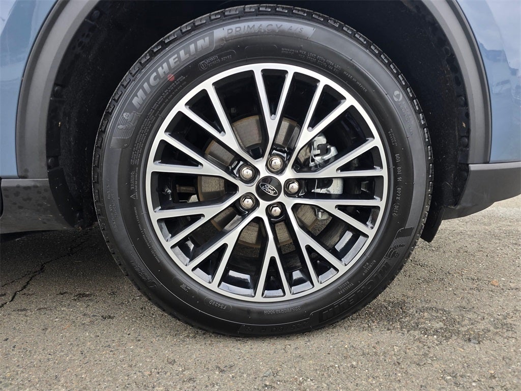 2024 Ford Escape Plug-In Hybrid Base