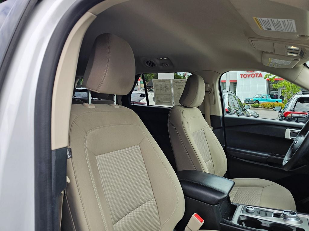 2021 Ford Explorer Base