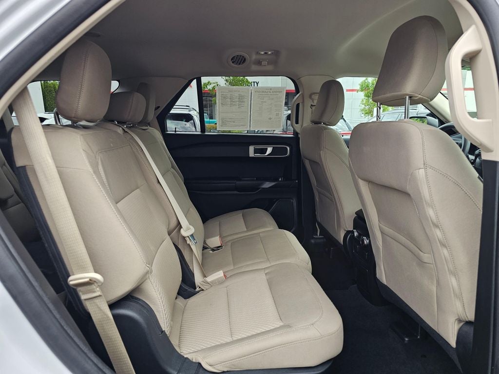 2021 Ford Explorer Base