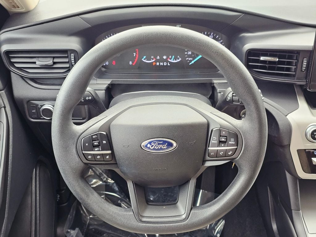 2021 Ford Explorer Base