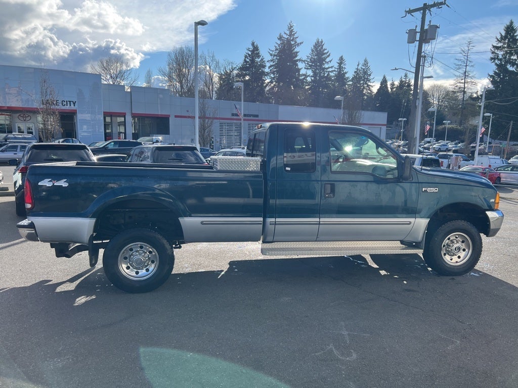 1999 Ford F-250SD XL 4WD