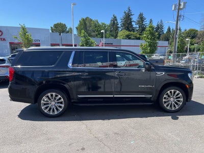 2023 GMC Yukon XL Denali