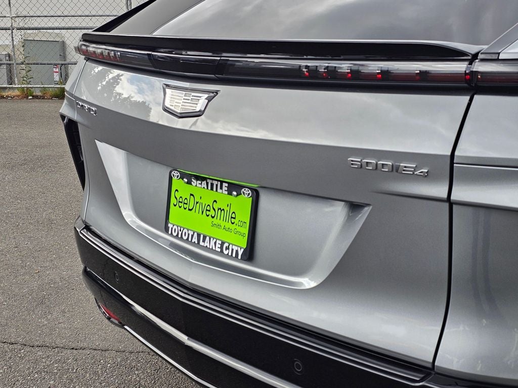 2024 Cadillac LYRIQ Sport