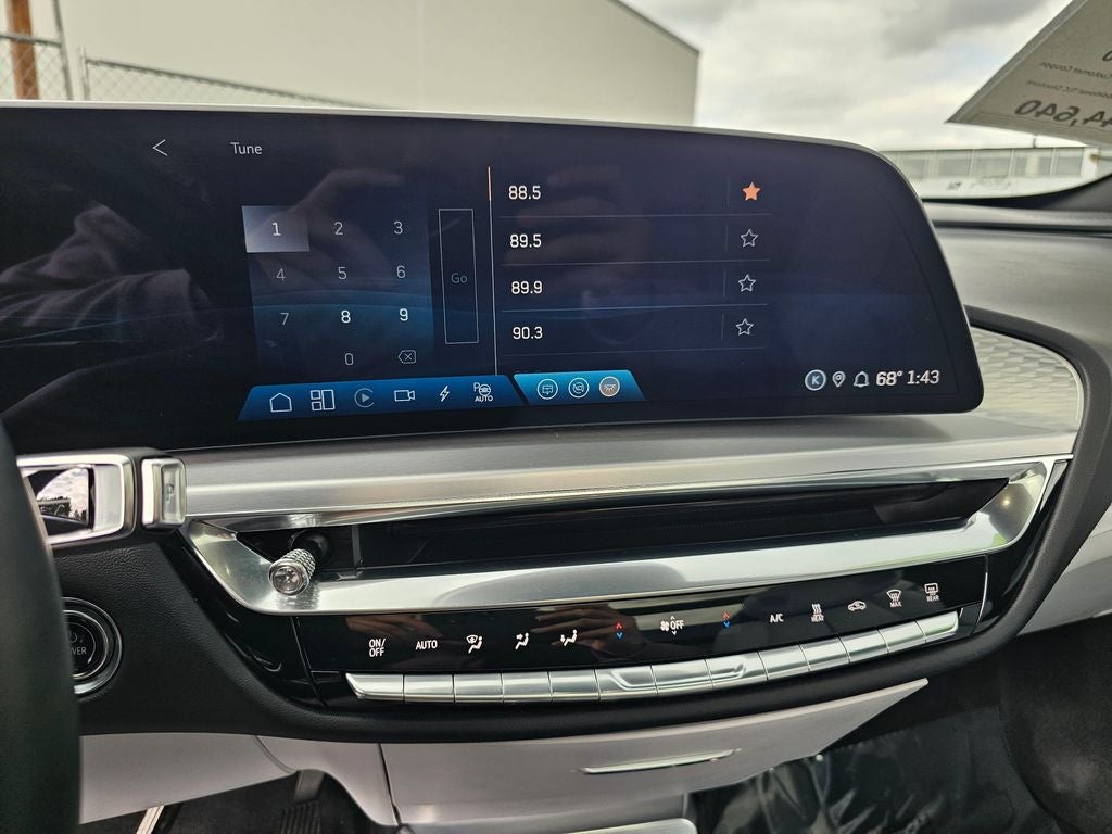 2024 Cadillac LYRIQ Sport
