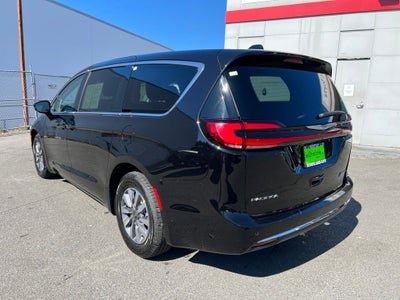2024 Chrysler Pacifica Hybrid Select S Appearance