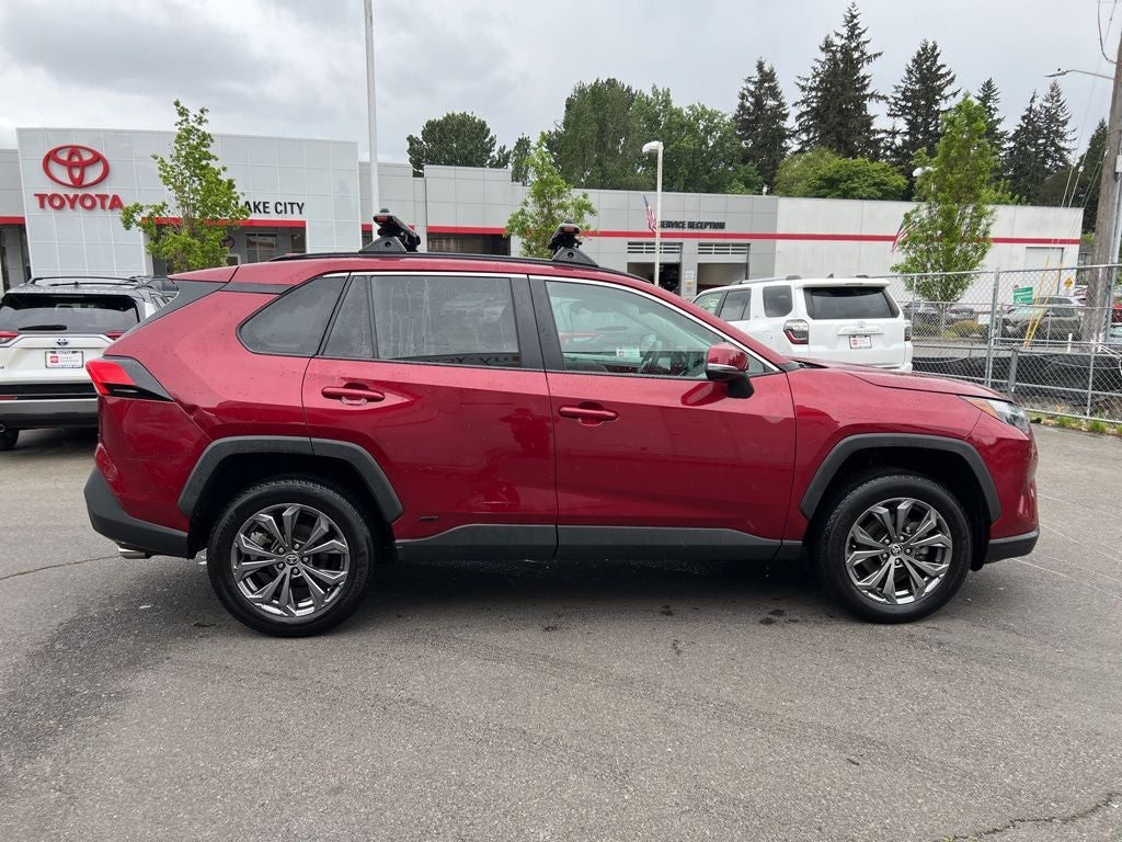 2022 Toyota RAV4 Hybrid XLE Premium