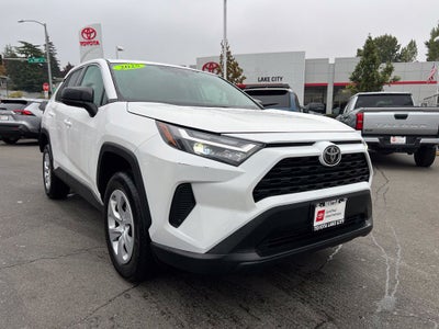 2025 Toyota RAV4 LE