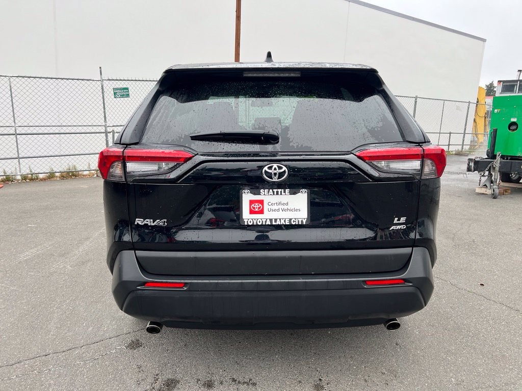 2025 Toyota RAV4 LE