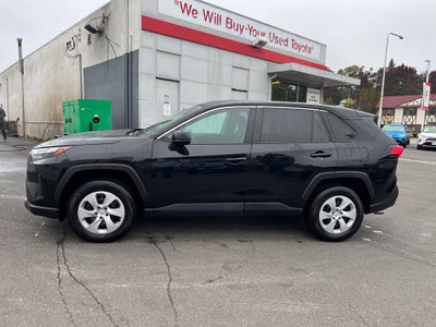 2025 Toyota RAV4 LE