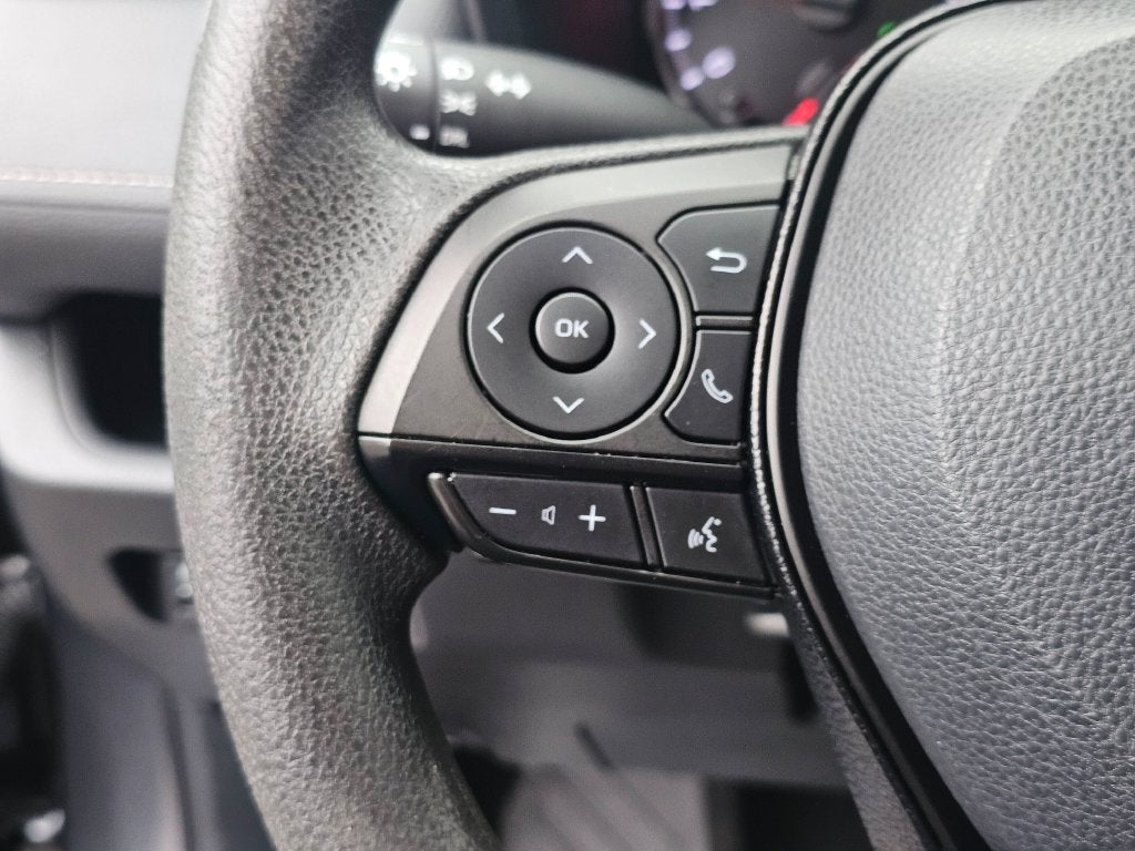 2021 Toyota RAV4 LE -AWD