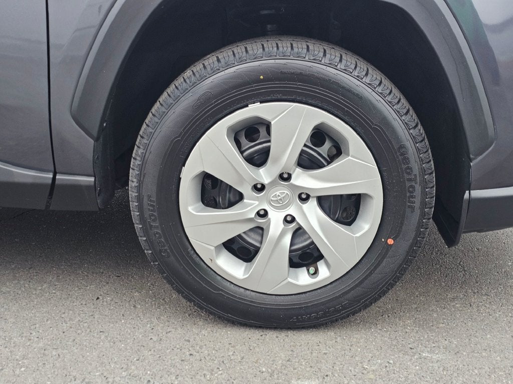 2021 Toyota RAV4 LE -AWD