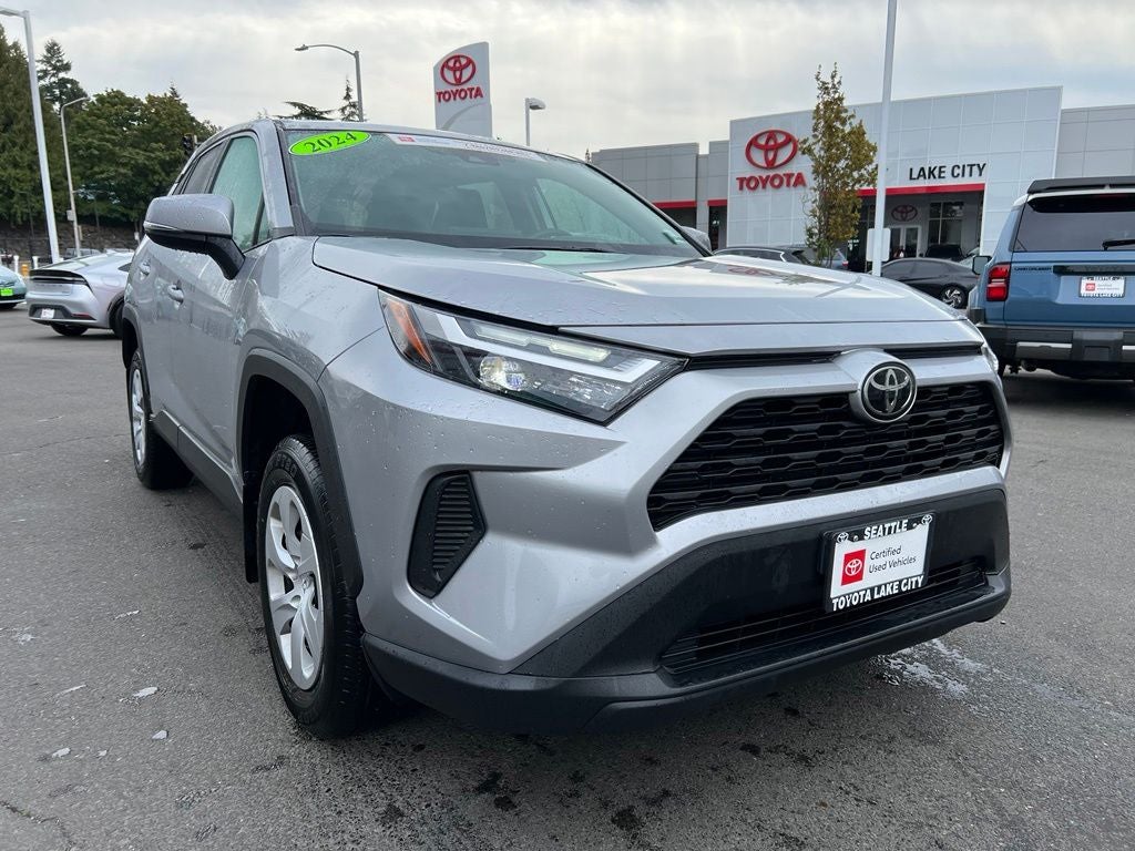 2024 Toyota RAV4 LE -AWD