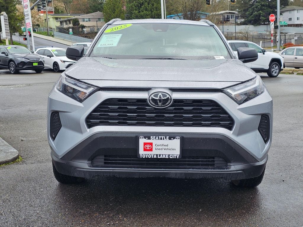 2025 Toyota RAV4 Hybrid LE