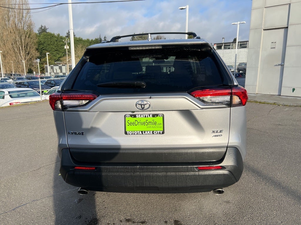 2022 Toyota RAV4 XLE -AWD