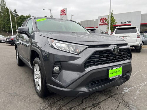 2020 Toyota RAV4 XLE