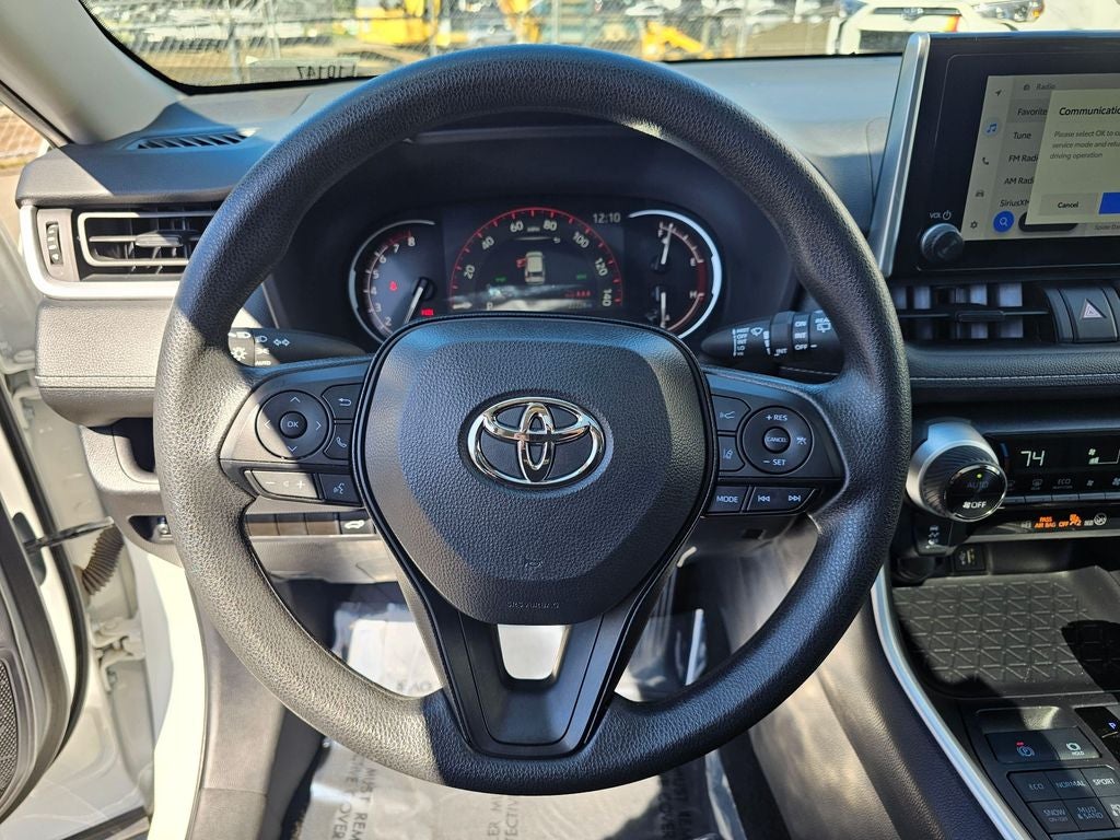 2025 Toyota RAV4 XLE -AWD