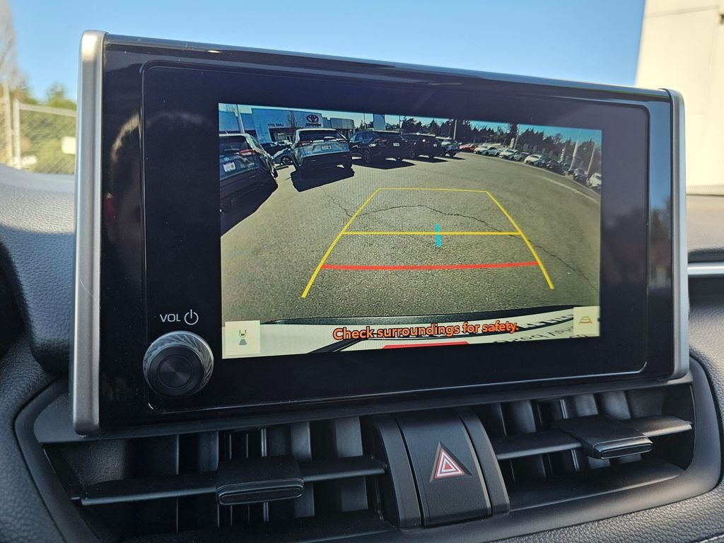 2025 Toyota RAV4 XLE -AWD