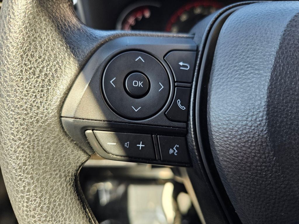2025 Toyota RAV4 XLE -AWD