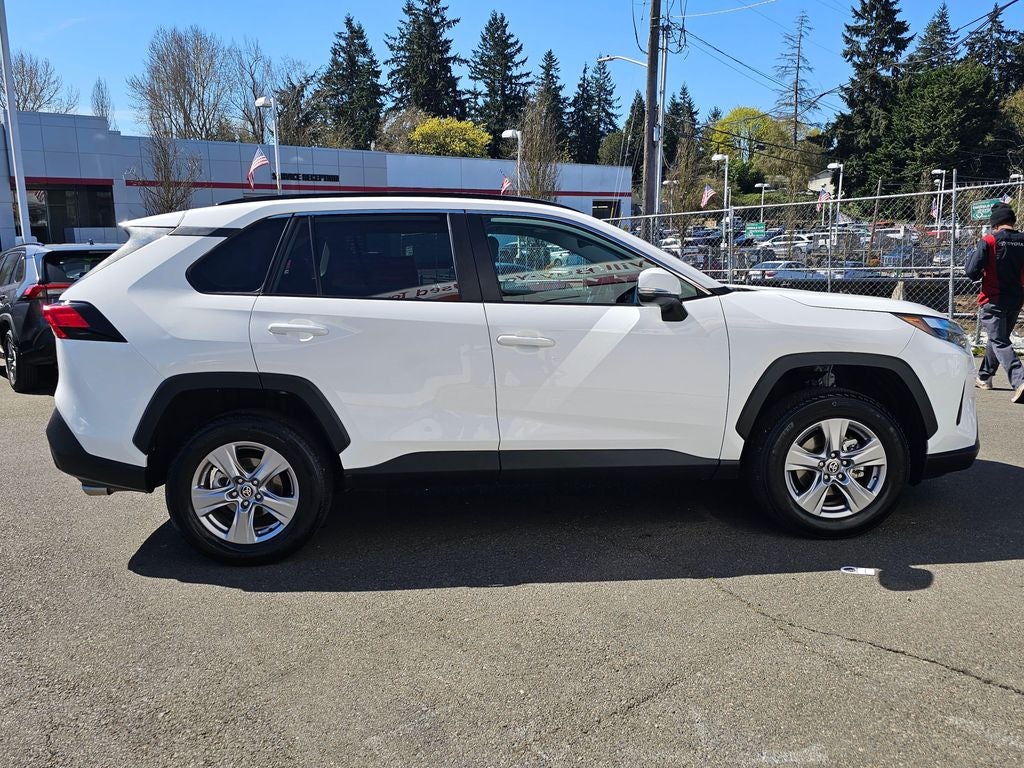 2025 Toyota RAV4 XLE -AWD