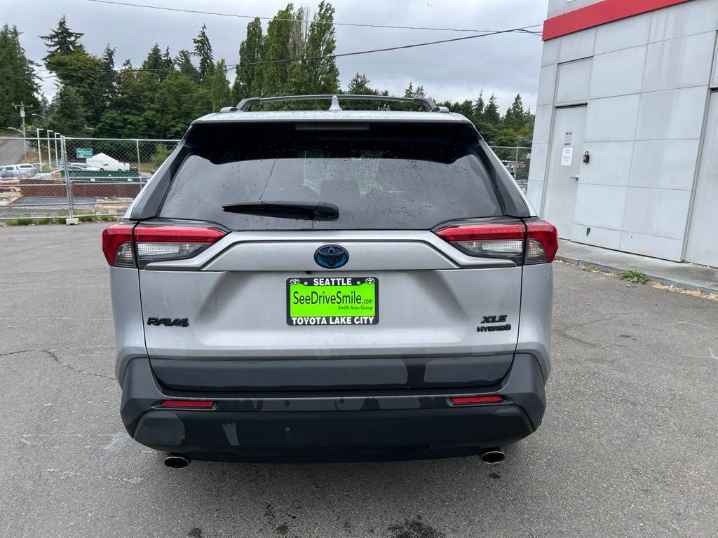 2021 Toyota RAV4 Hybrid XLE