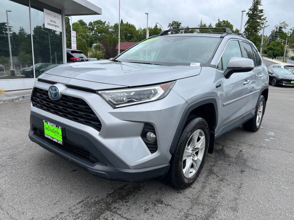 2021 Toyota RAV4 Hybrid XLE