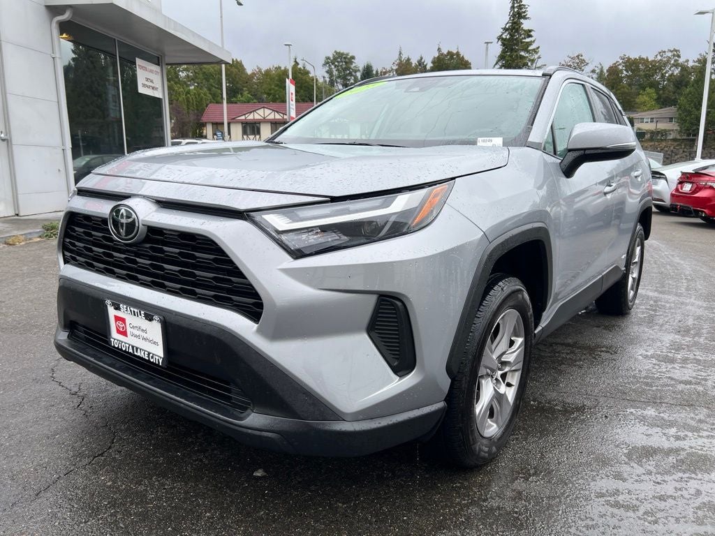 2025 Toyota RAV4 Hybrid XLE -AWD