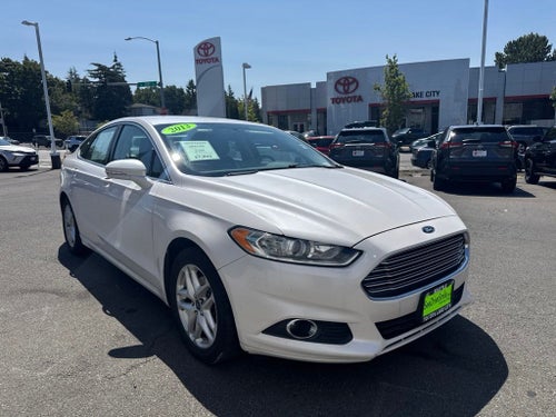 2013 Ford Fusion SE