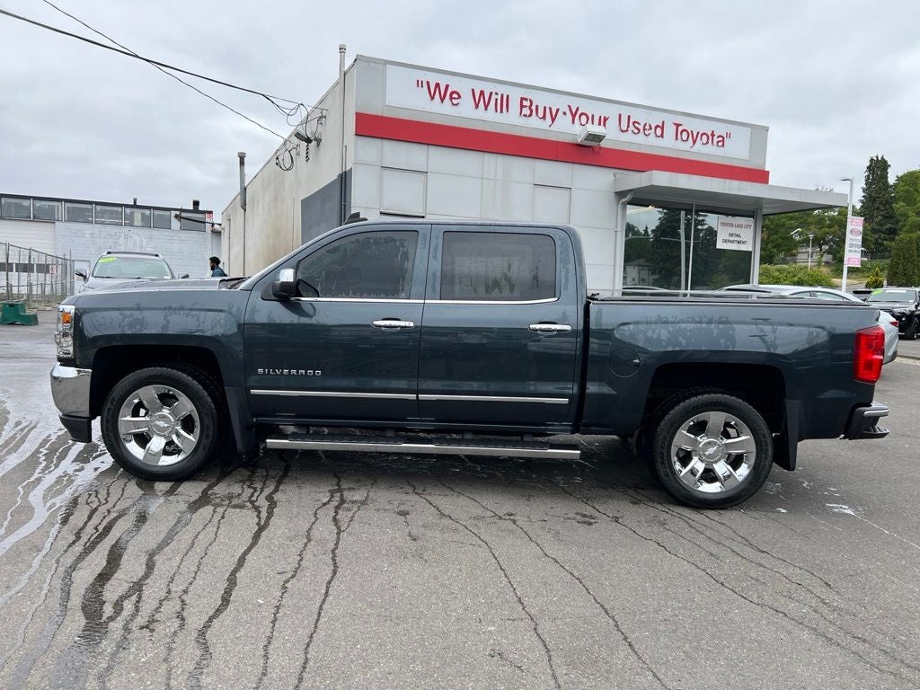 2017 Chevrolet Silverado 1500 LTZ 1LZ- Crew Cab
