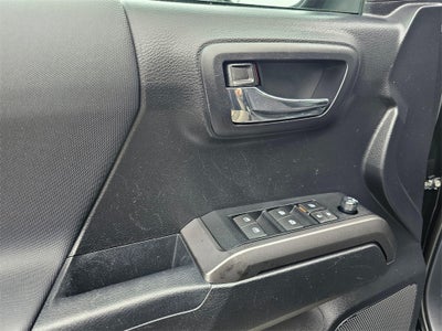 2019 Toyota Tacoma SR V6