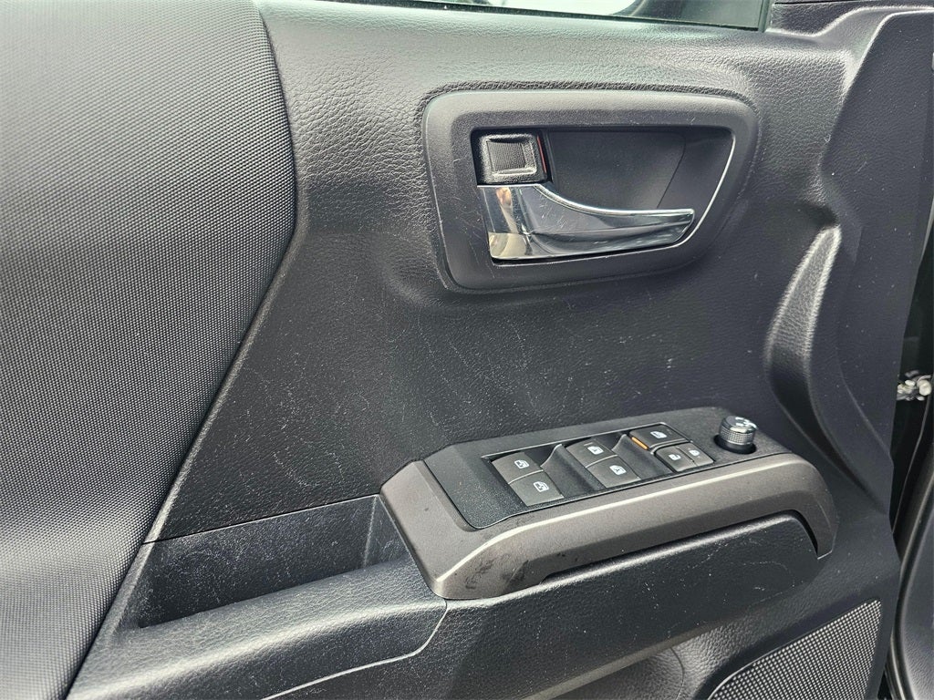 2019 Toyota Tacoma SR V6