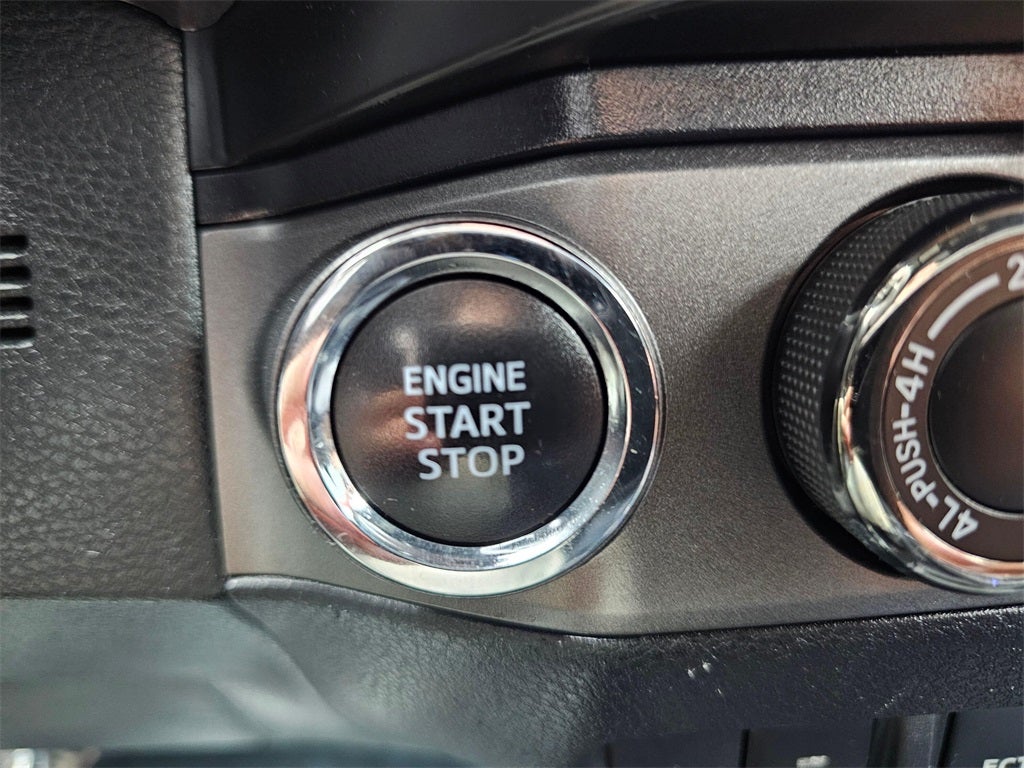 2019 Toyota Tacoma SR V6