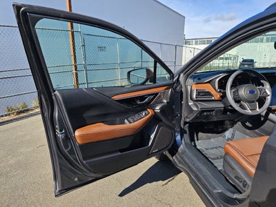 2022 Subaru Outback Touring XT