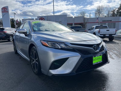 2018 Toyota Camry SE