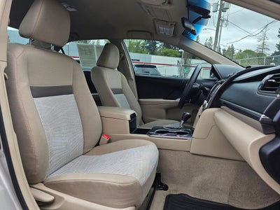2014 Toyota Camry Hybrid LE