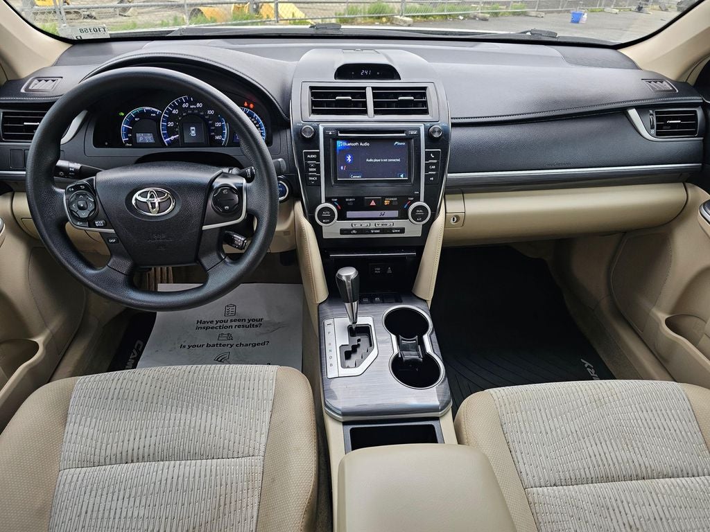 2014 Toyota Camry Hybrid LE