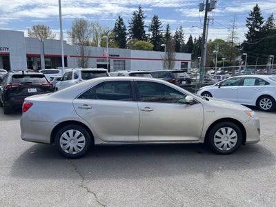 2014 Toyota Camry Hybrid LE