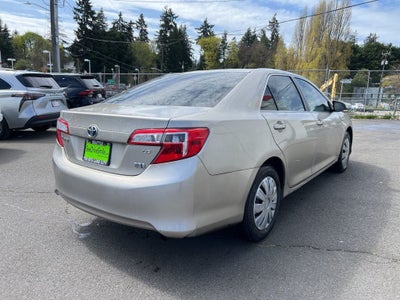 2014 Toyota Camry Hybrid LE